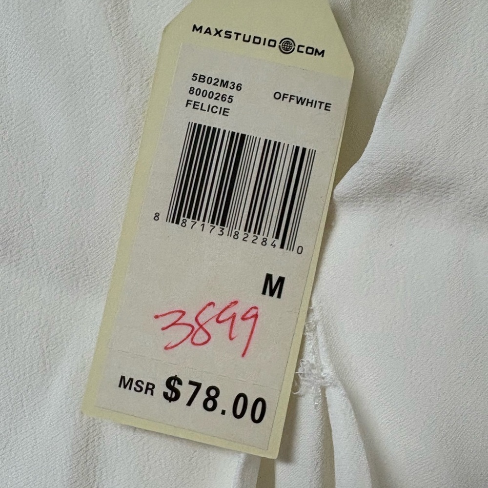 NWT Women’s Sophie Max White Top NWT! #gift - Picture 8 of 8
